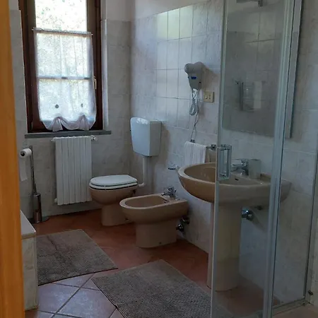 Alojamento de Acomodação e Pequeno-almoço Cascina Della Chiesa Ponzone